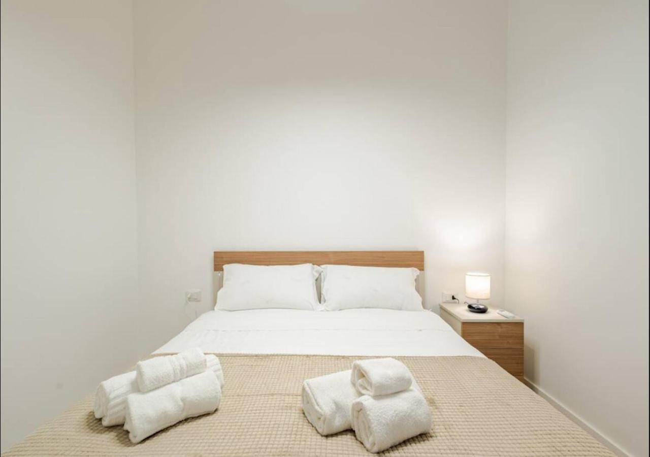 Residenza Camillo - Palermo Centro Apartment Luaran gambar