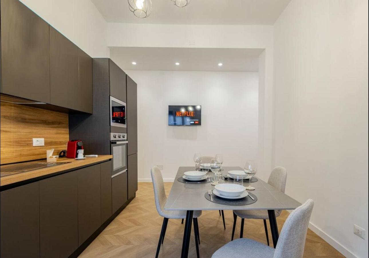 Residenza Camillo - Palermo Centro Apartment Luaran gambar