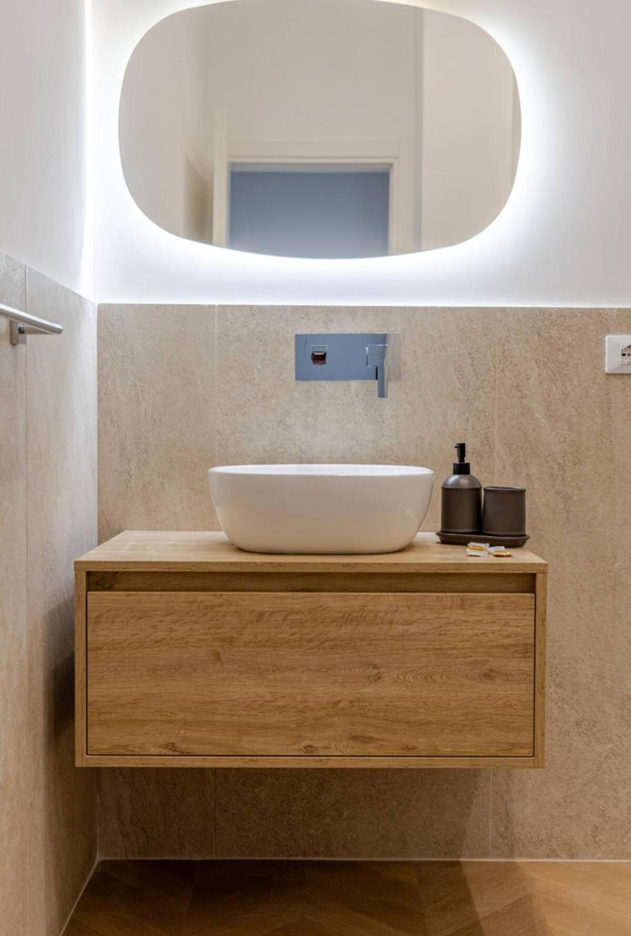 Residenza Camillo - Palermo Centro Apartment Luaran gambar